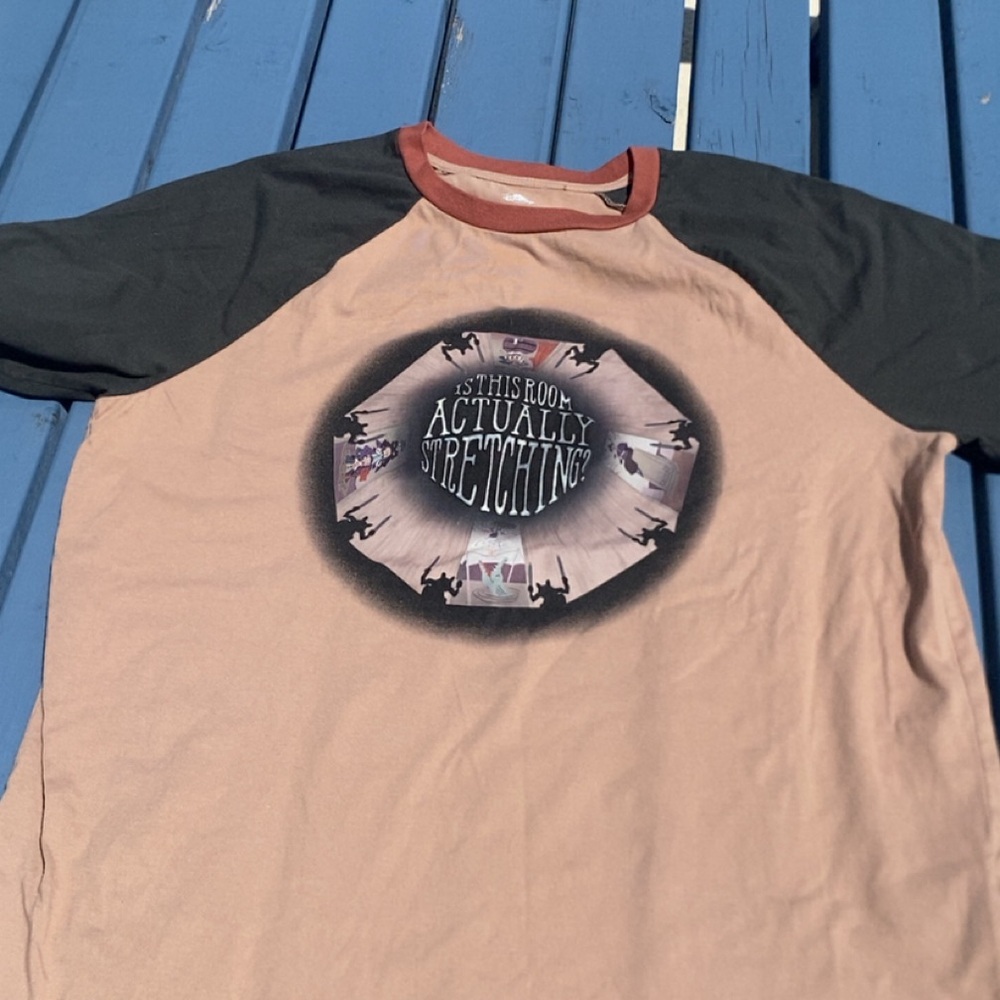 Graphic Raglan Men's Shirt - Black and Tan